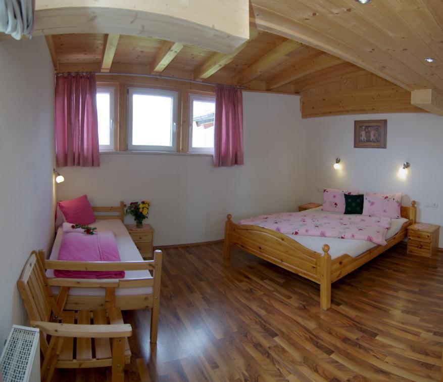 Ferienwohnung Unterlehenhof Zell am Ziller Zimmer foto